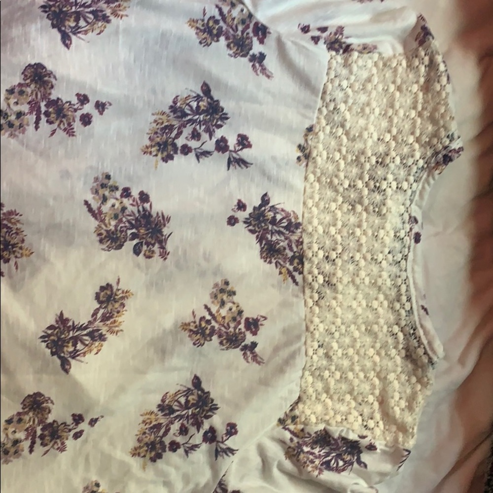 Blouse - Picture 2 of 2